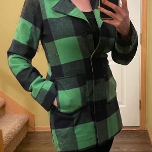 Green and Navy Plaid Billabong Coat 🧥
